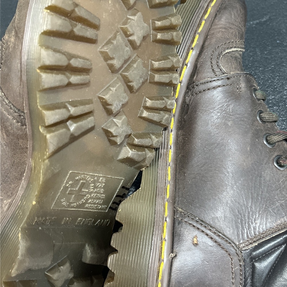 Dr.‎ Martens Boots Kids 3 Brown 8072 Made in England Leather Padded Collar Lug - Picture 9 of 9